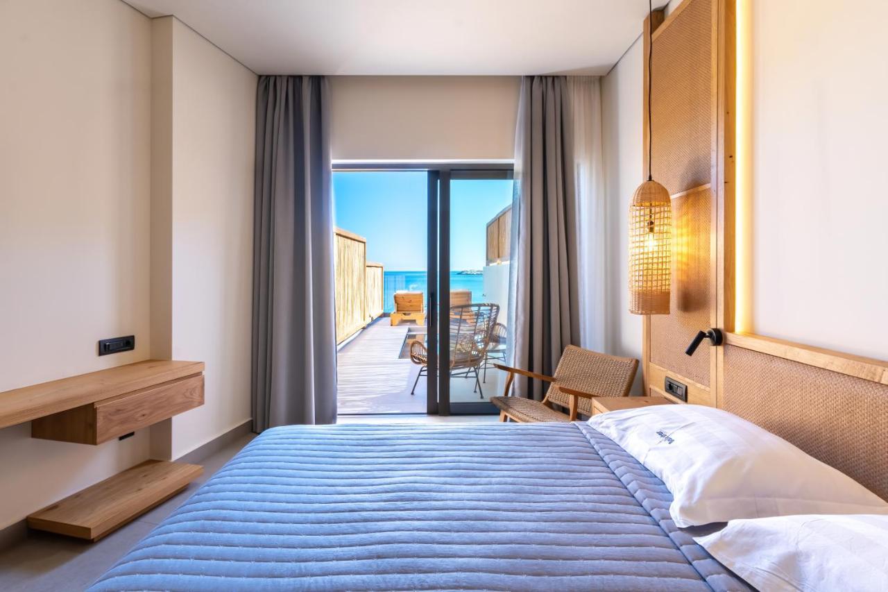 Suite Junior sur Front de Mer avec Piscine Privée